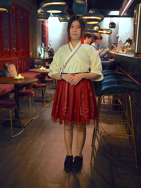 [食記●新竹] Bar Approx.將進酒，竹科金山街的新綠洲去吃美食喝特色調酒吧！