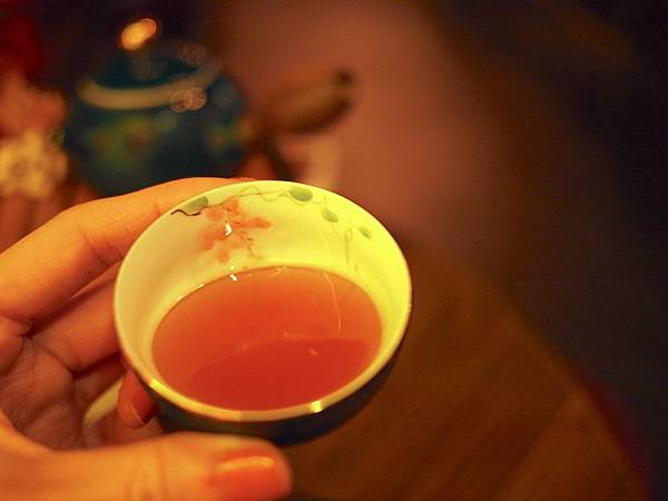 [食記●新竹] Bar Approx.將進酒，竹科金山街的新綠洲去吃美食喝特色調酒吧！