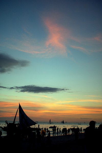 長灘島Boracay坐著風帆看夕陽