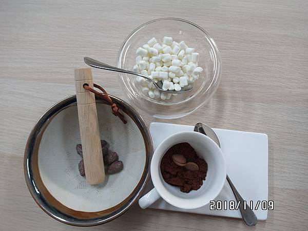 10LSAM_0486.JPG 10LSAM_0486.JPG