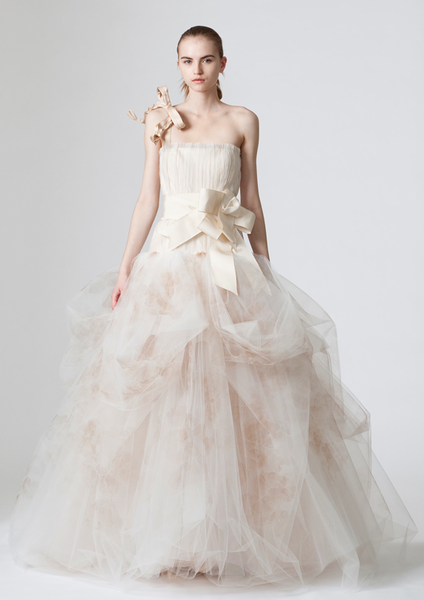 verawang_wedding_dress_dovima.png