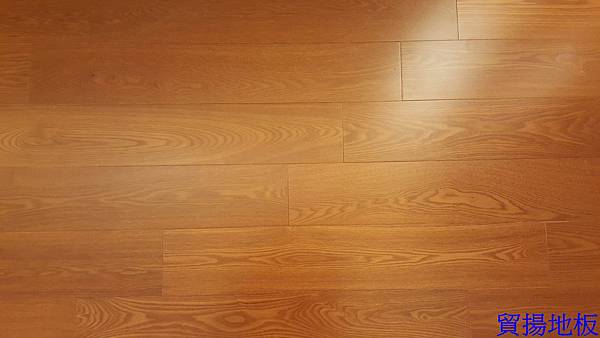 貿揚地板-歐洲白腊木-柚木色-1.jpg