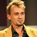 Robert Knepper