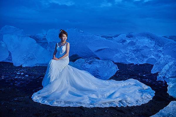 冰島海外婚紗 <東法Donfer團隊>給予我們一生難忘的夢幻