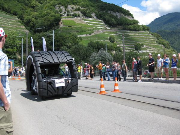 輪胎造型車.JPG