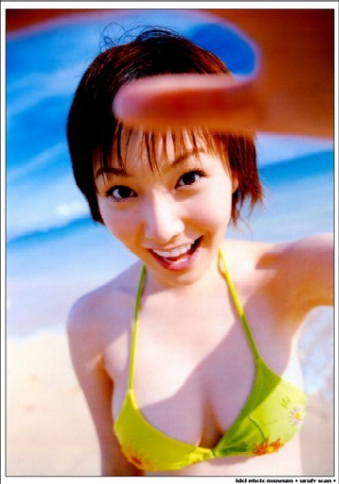 096：泳裝奈央【充滿著活潑笑容可愛又漂亮的奈央^^可愛的奈央笑臉（2003）】