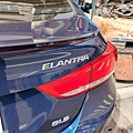 現代 ELANTRA 1.8 (2014年）電動後視鏡無法收折維修。