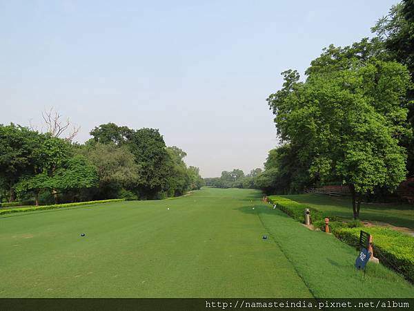 印度 德里 the delhi golf club(3)。20116 李瓊珠。世群旅行社.JPG