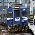 r0859 電車2725次，八堵