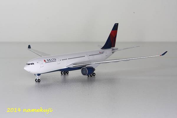 DELTA, A330-200