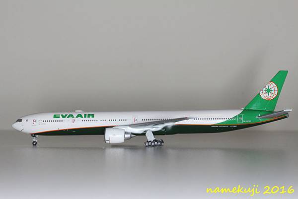 777-300ER BR B-16725