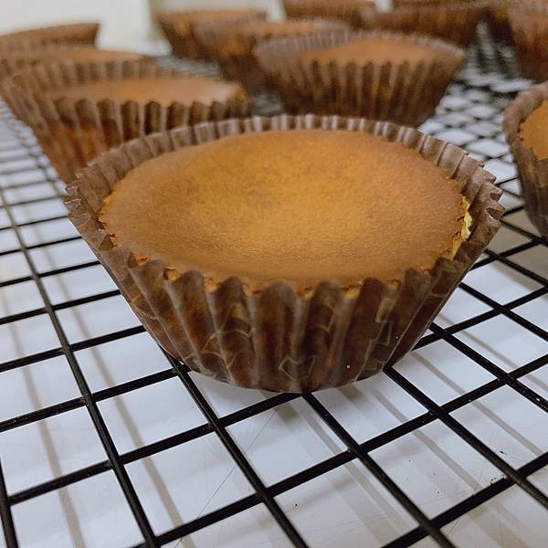 【預約訂單—巴斯克蛋糕】 【預約訂單—巴斯克蛋糕】