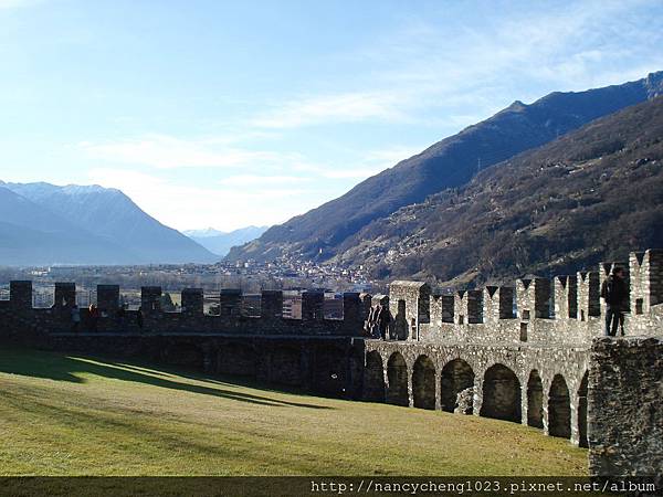 20120103-34 Bellinzona 大城堡.JPG