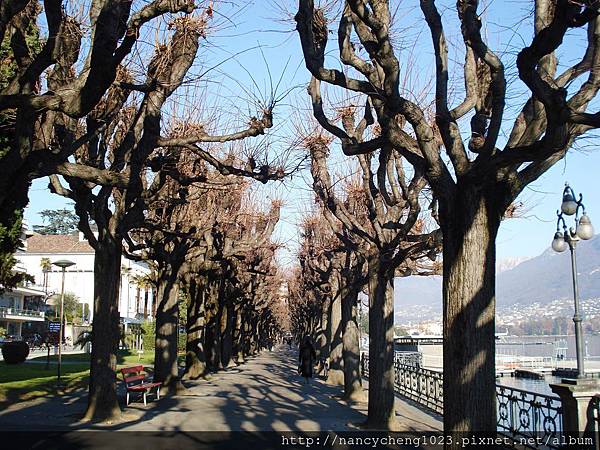 20111223-25 Lake Lugano.JPG