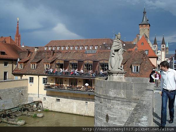 100827.38Würzburg Alte Mainbrücke伍茲堡之舊梅因橋.JPG