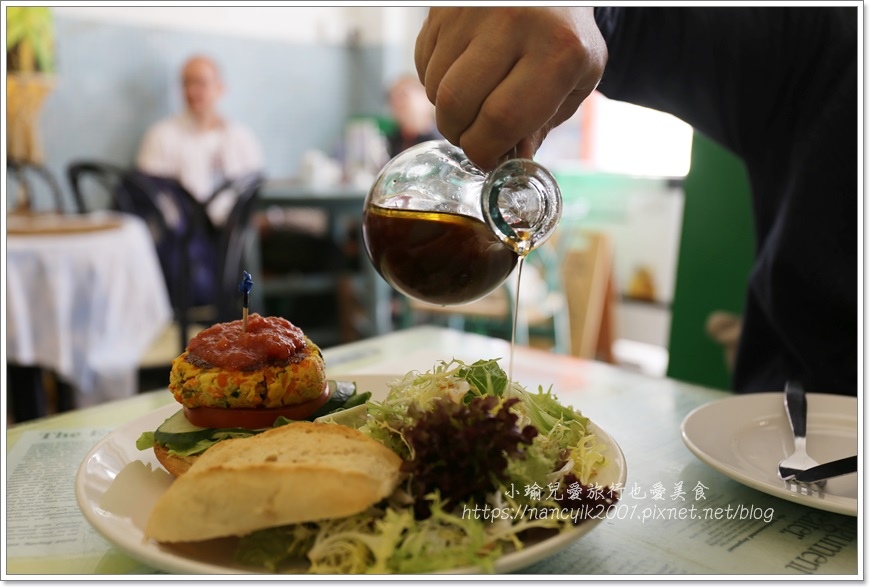 【香港】南ㄚ島 南島書蟲蔬食料理 中西匯聚悠閒小島 發哥的故