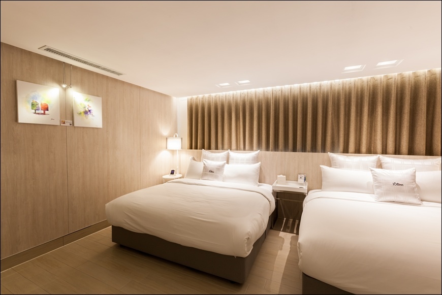 四人房_插畫 (1) 四人房_插畫 (1)