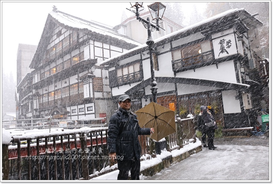 【日本】銀山溫泉ぎんざんおんせん / 山形古老又浪漫的溫泉小