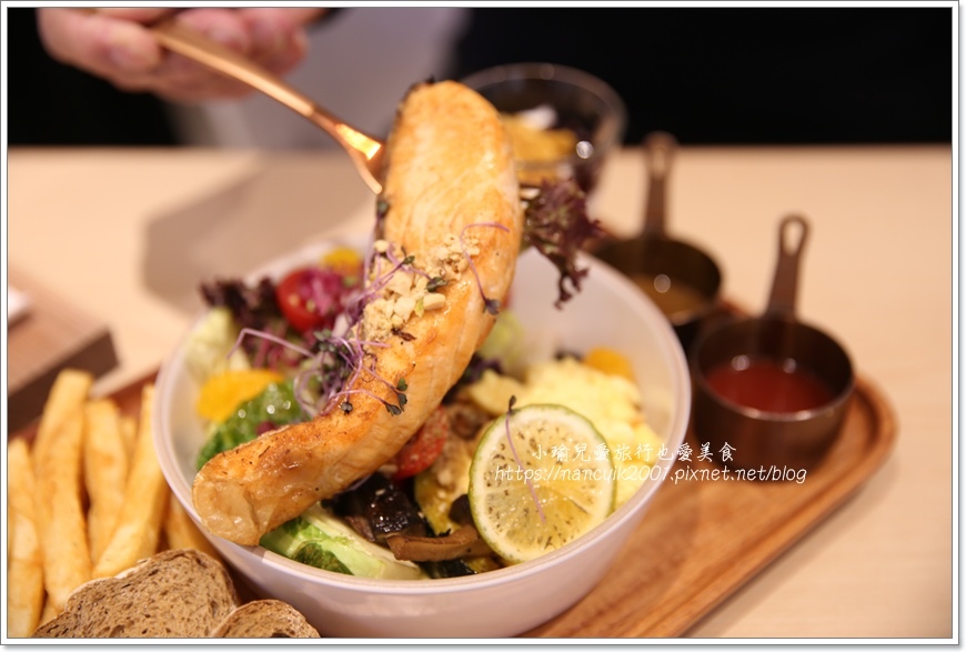 IMG_9104.JPG IMG_9104.JPG