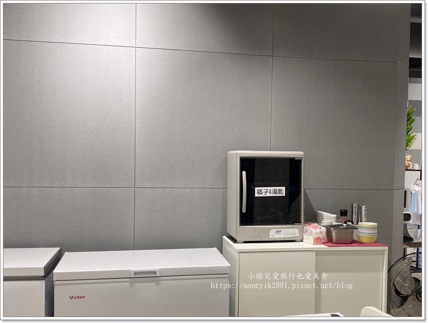 【台北】文湖21雞湯麵 / 內湖最文青的麵店 / 台灣之光拳 【台北】文湖21雞湯麵 / 內湖最文青的麵店 / 台灣之光拳