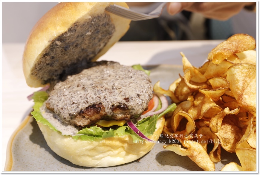 【江子翠早午餐,寵物友善】藍洋洋 Lazy Brunch二號 【江子翠早午餐,寵物友善】藍海子lazybrunch2號店