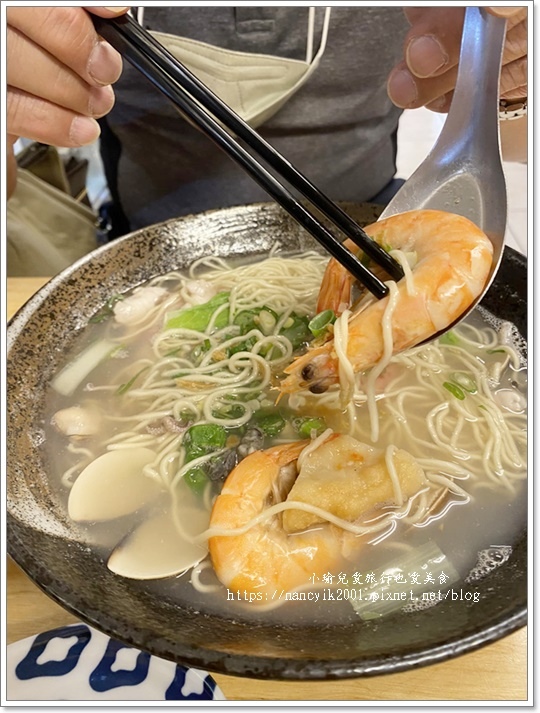 【基隆】仁愛市場美食 / 吳姳麵館