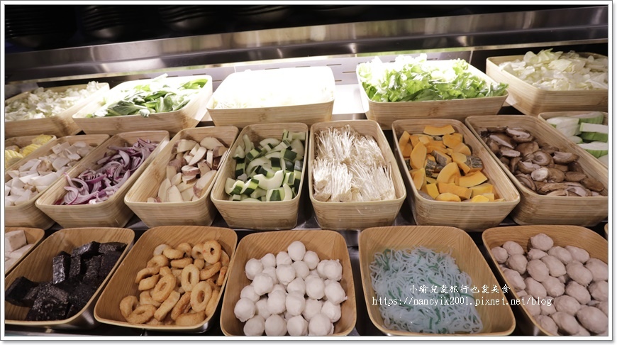 【桃園】金蒔鍋物站前店 / 桃園火車站火鍋 / 桃園鍋物聚餐 【桃園】金蒔鍋物站前店 / 桃園火車站火鍋 / 桃園鍋物聚餐