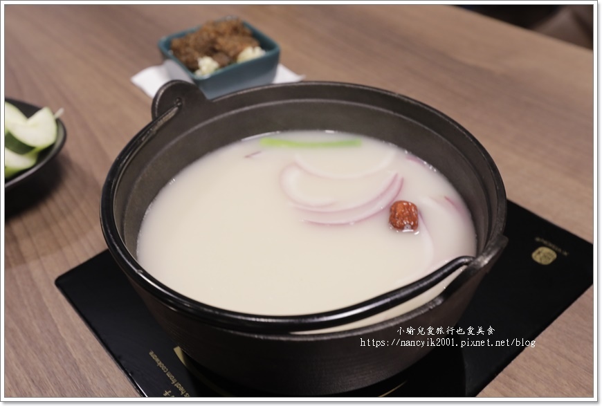 【桃園】金蒔鍋物站前店 / 桃園火車站火鍋 / 桃園鍋物聚餐 【桃園】金蒔鍋物站前店 / 桃園火車站火鍋 / 桃園鍋物聚餐