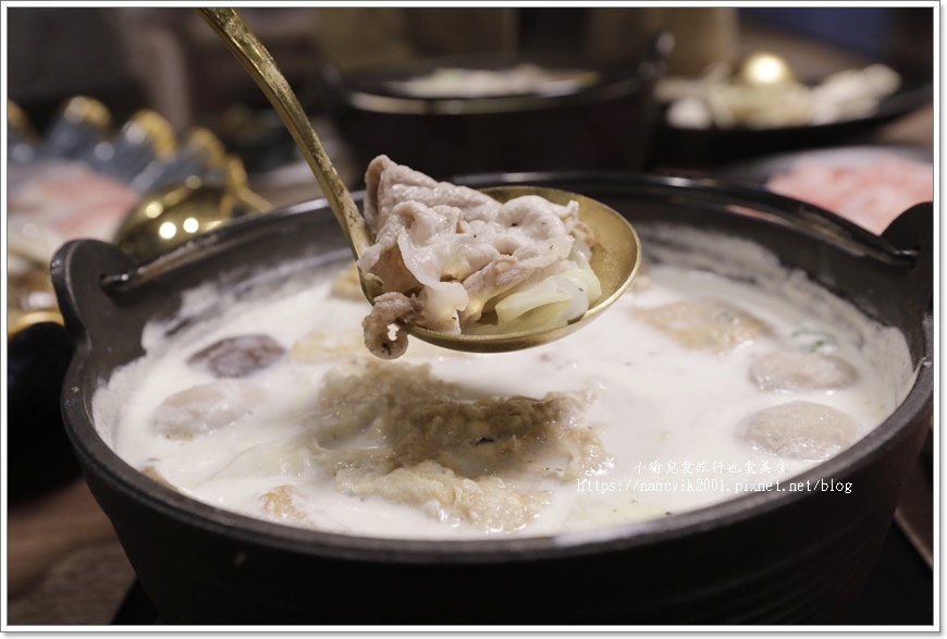 【桃園】金蒔鍋物站前店 / 桃園火車站火鍋 / 桃園鍋物聚餐 【桃園】金蒔鍋物站前店 / 桃園火車站火鍋 / 桃園鍋物聚餐