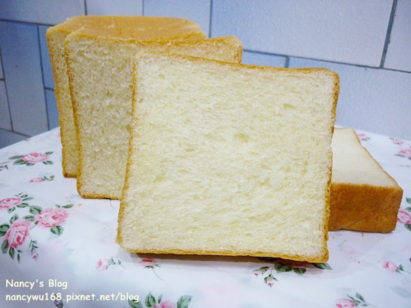 鮮奶油芋泥吐司-3.JPG