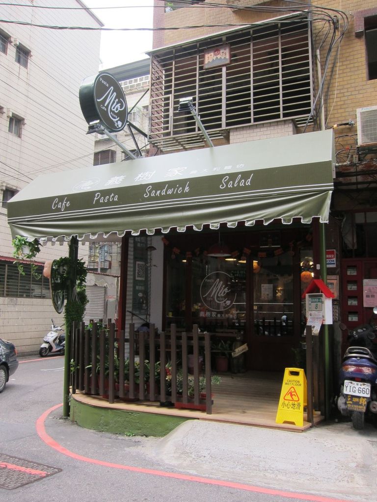 IMG_4946.JPG IMG_4946.JPG