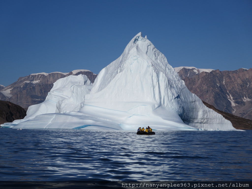 Iceberg and Zodiac