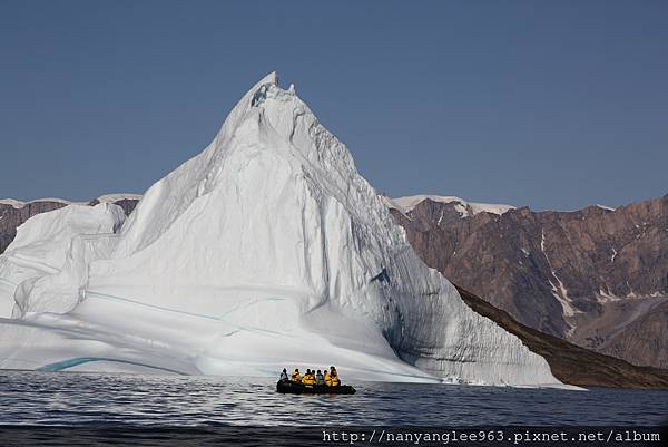 Iceberg and Zodiac