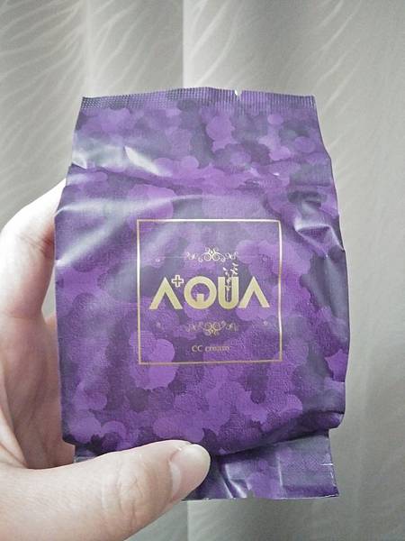 AQUA極光感玻尿酸SRC氣墊粉餅 試用