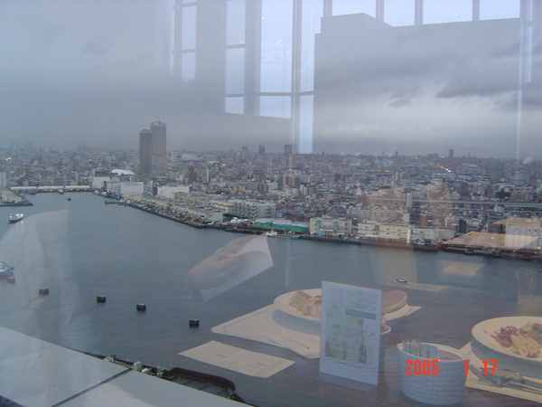 16.0117大阪日航海濱飯店32F窗外景色.JPG 16.0117大阪日航海濱飯店32F窗外景色.JPG