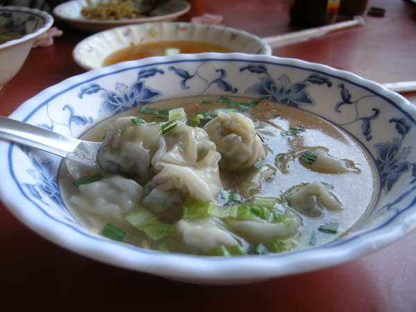 一定要吃的餛飩湯