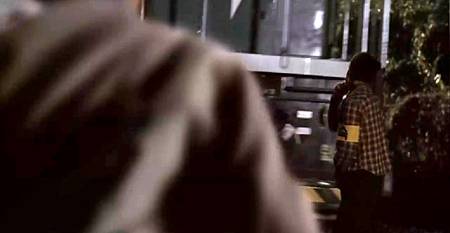 (殺人回憶_BD中字高清.rmvb)[01.42.20.463]