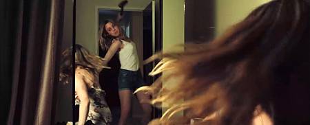 (恐怖游轮BD中英双字.rmvb)[01.25.24.449]