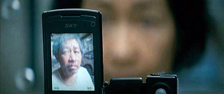 (母親_BD中字1280x720高清版.rmvb)[01.33.43.322]