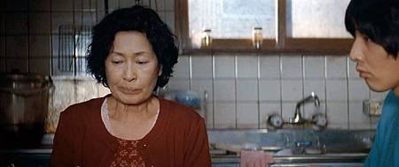 (母親_BD中字1280x720高清版.rmvb)[01.57.53.311]