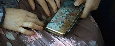 (母親_BD中字1280x720高清版.rmvb)[01.59.19.980]