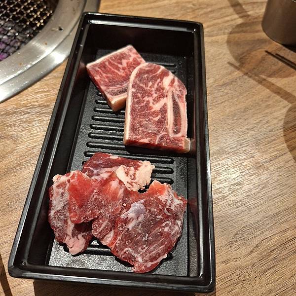 LINE_ALBUM_112.11.25赤富士日式無煙燒肉鍋物_231203_32.jpg