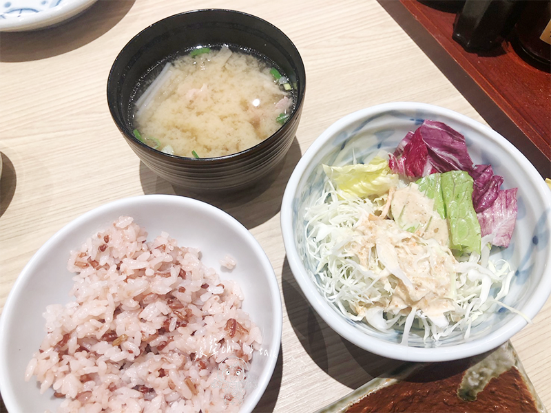 伊勢路–勝勢日式豬排可免費續白飯、味噌湯、高麗菜絲