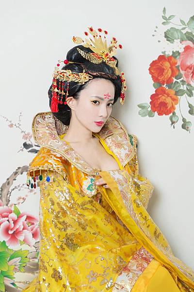 ♥愛變身♥熹妃傳皇后仿妝 - 宮廷趴心機美妝必學!(附影音)