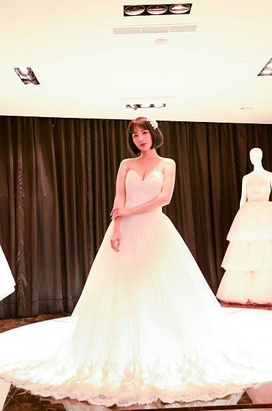 婚紗,婚紗照,蘿亞婚紗,台北婚紗推薦,中山北路婚紗推薦,台北婚紗照,台北婚紗攝影,台灣婚紗 26.jpg