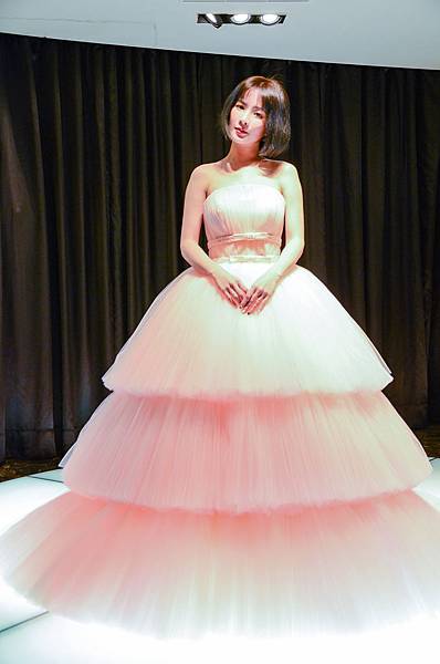 婚紗,婚紗照,蘿亞婚紗,台北婚紗推薦,中山北路婚紗推薦,台北婚紗照,台北婚紗攝影,台灣婚紗 42.jpg