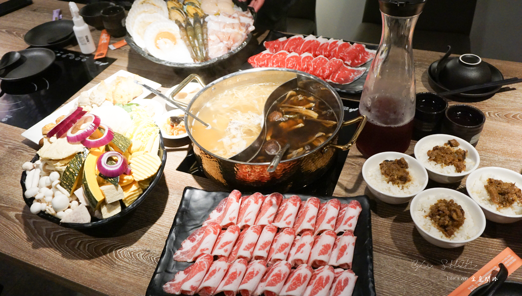 台中西區美食｜西區火鍋推薦｜菇神首采鍋物｜家庭聚餐,朋友聚餐首選｜雙人海陸套餐飽到天靈蓋，認識菇的世界16.png