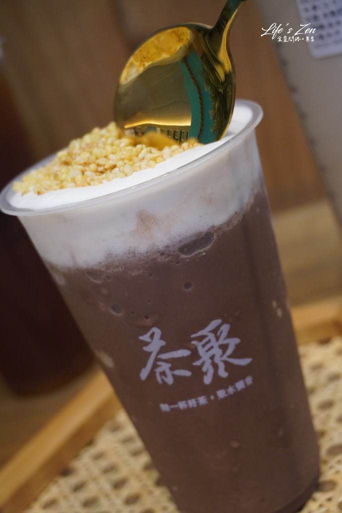 超推茶聚新品：巧脆冰沙，特選台灣黃金蕎麥粒，融入鹹甜奶蓋與巧克力冰沙，蹦出巧脆甜三重奏！8.png