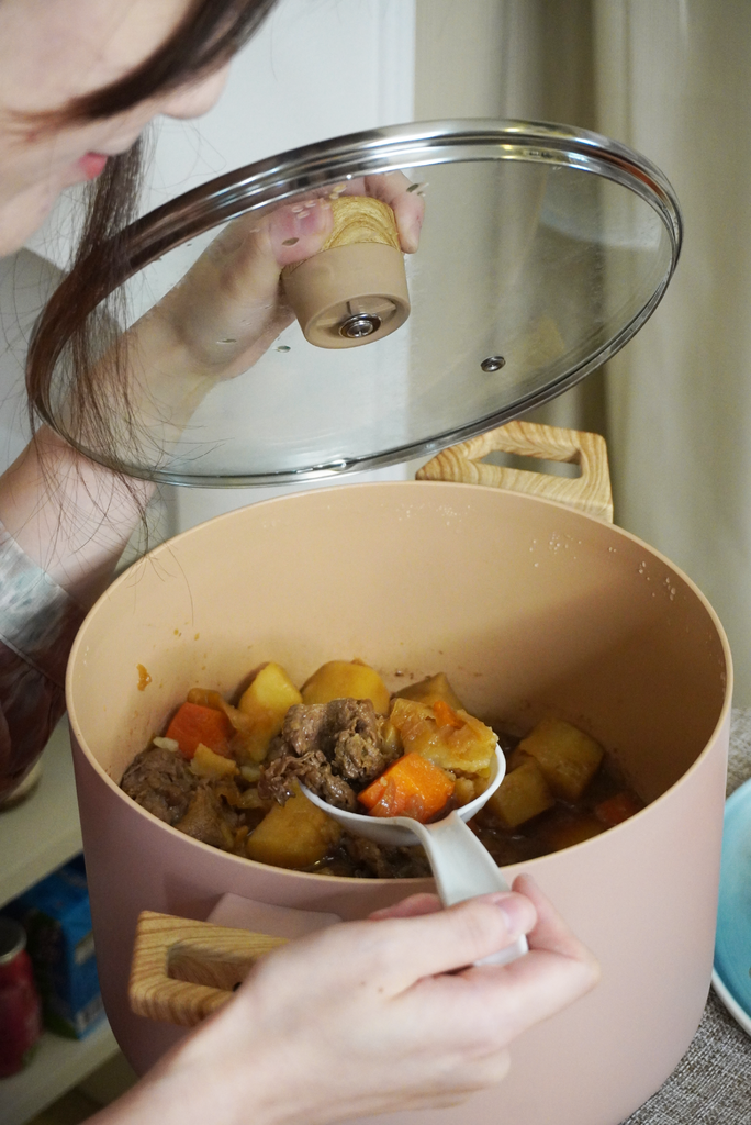 【小廚娘日記】終於擁有小紅書上面超夢幻的粉紅鍋！義大利CUOCO北歐風情粉彩鑽磁3鍋5件組，讓人愛上做菜.png