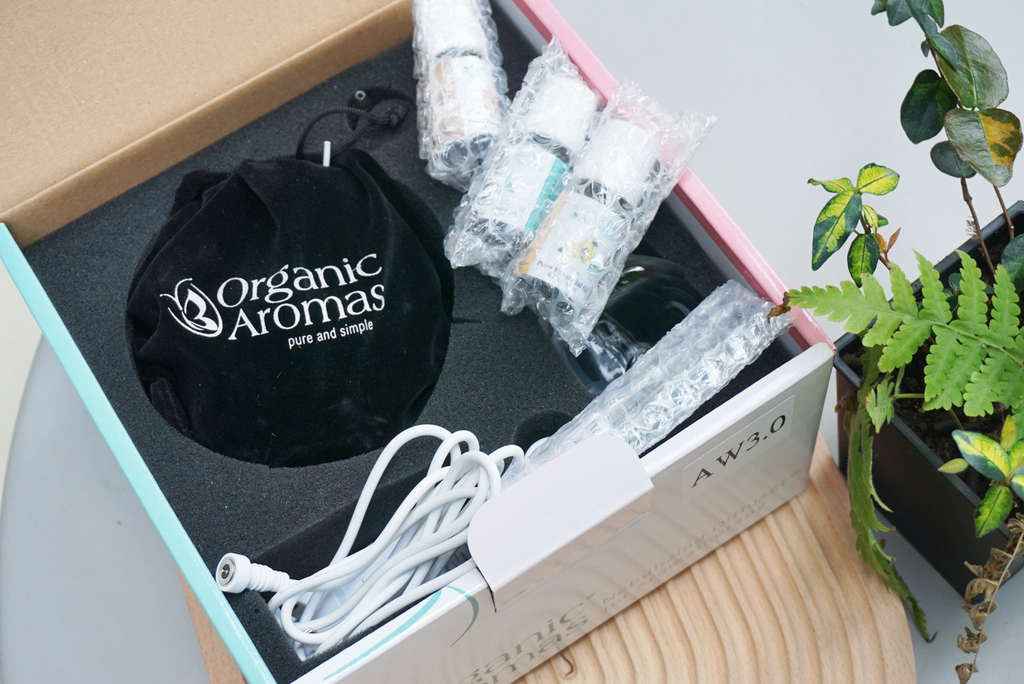 【我的香氛日記】有機香氛Organic Aromas｜有機香氛擴香儀 – 雨滴2.0，搭配太平洋精油、檸檬精油、乳香精油8.png